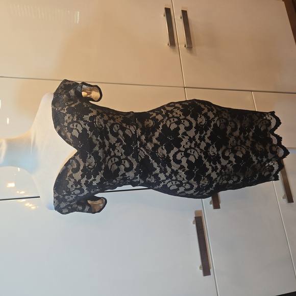 Lace Overlay Off The Shouder Stretch Mini Cocktail Party Dress Womens Size 6 - Picture 1 of 9